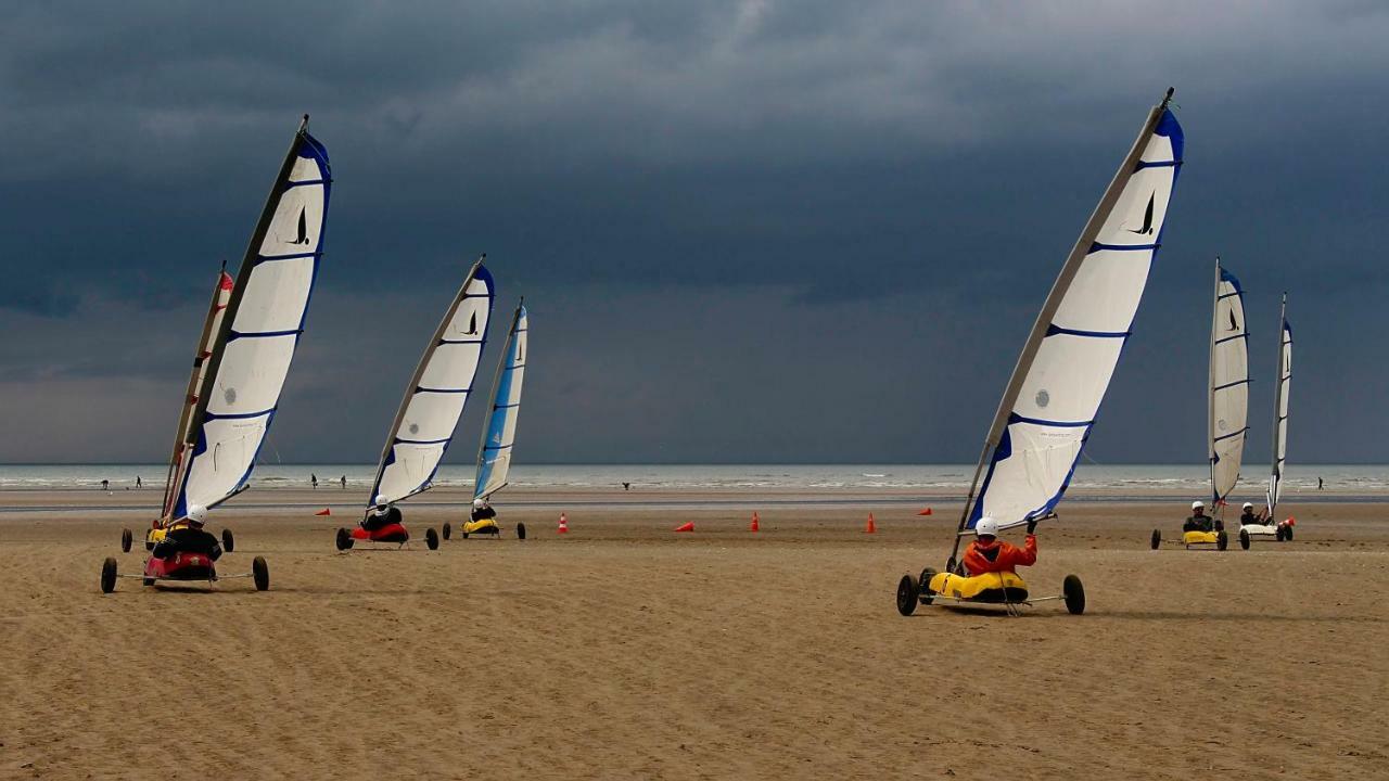 Cabourg - Hyper Centre, Plage 외부 사진